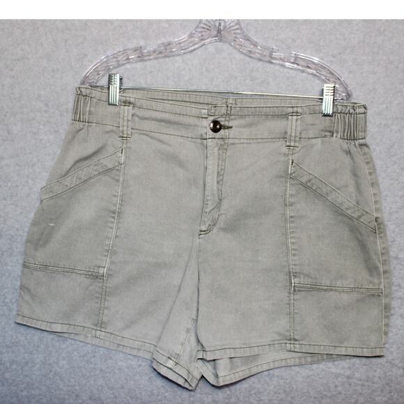 Old Navy Pants - Old‎ Navy Green  Paperbag Cotton High Rise Shorts Size Large
